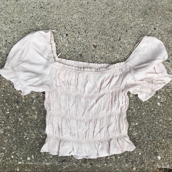 NWOT E & M Smocked Crop Top - Picture 4 of 5